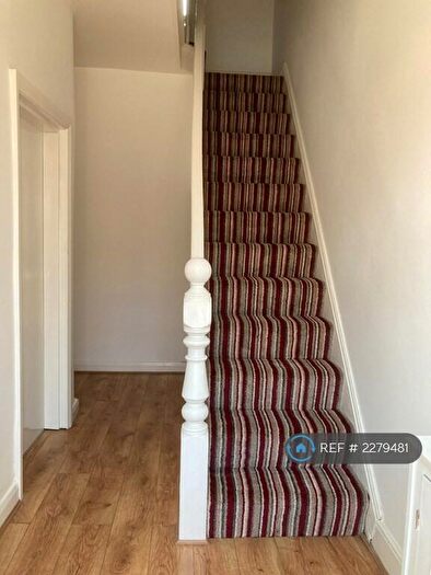 6 Bedroom Terraced House To Rent In Portman Rd, Liverpool, L15