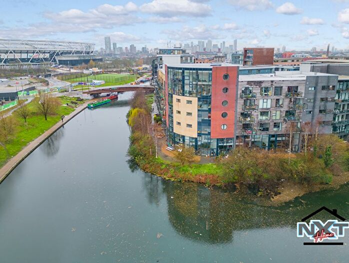 2 Bedroom Flat For Sale In Omega Works, Roach Road, Bow, E3