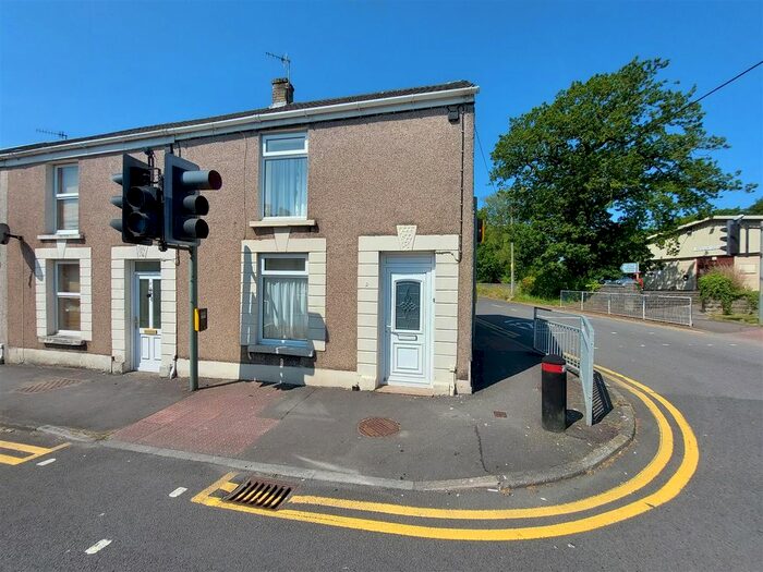 2 Bedroom End Of Terrace House For Sale In Swansea Road, Pontlliw, Swansea, SA4