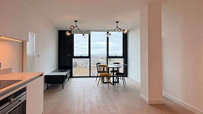 1 Bedroom Flat To Rent In Highgate Hill, London, N19