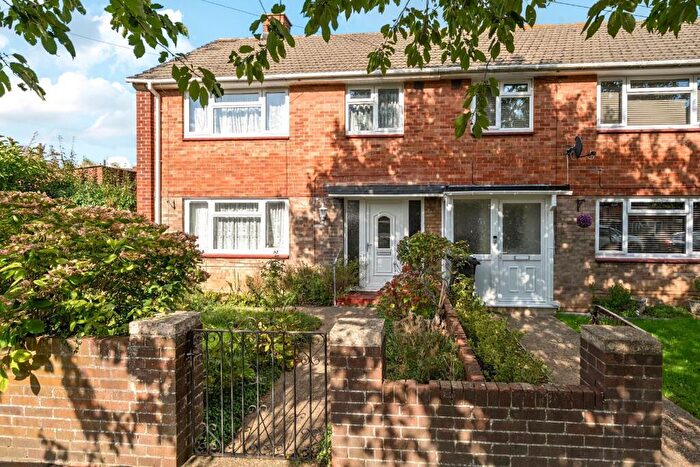 3 Bedroom End Of Terrace House For Sale In Whippingham Close, Portsmouth, PO6