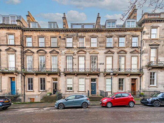 1 Bedroom Flat To Rent In Oxford Terrace, West End, EH4