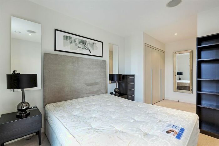 1 Bedroom Flat To Rent In Moore House, Grosvenor Waterside, Gatliff Road, London, SW1W