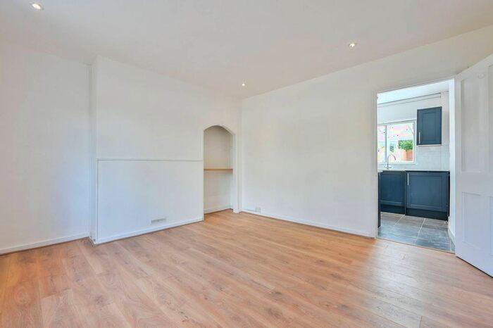 3 Bedroom Terraced House To Rent In King Henrys Road, Kingston, Kingston Upon Thames, KT1