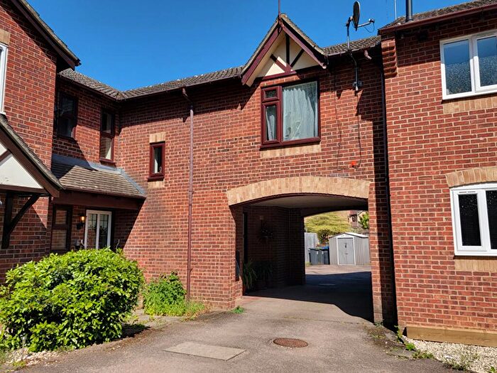 1 Bedroom Coach House For Sale In Fletcher Close, Barham, Suffolk, IP6