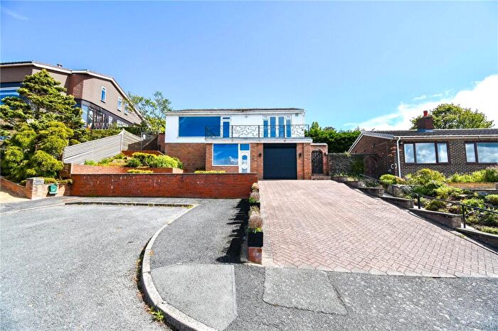 3 Bedroom Detached House For Sale In Ferns Close, Heswall, Wirral, CH60