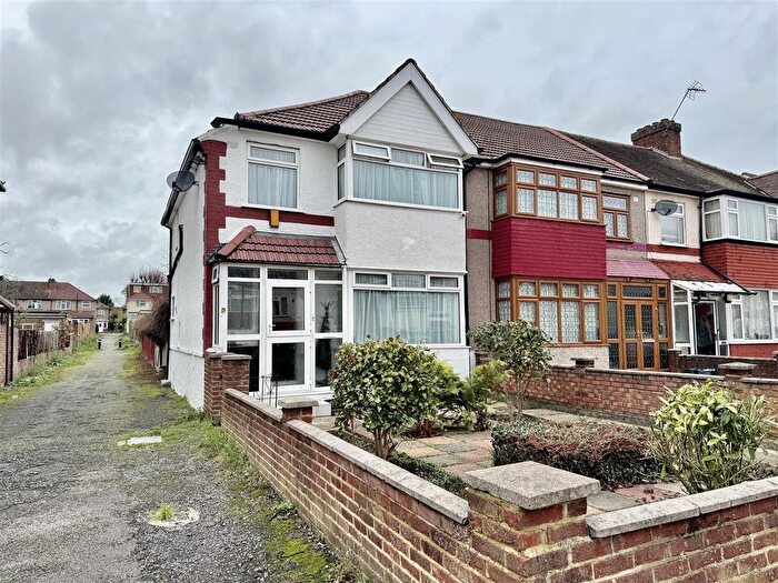 3 Bedroom End Terrace House For Sale In Mornington Road, Greenford, UB6
