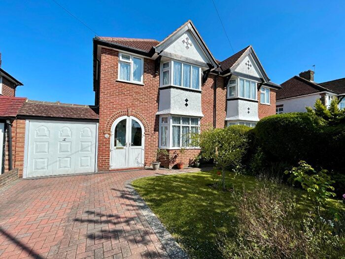 3 Bedroom Semi Detached House For Sale In Ellesmere Drive, Sanderstead, CR2