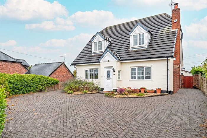 5 Bedroom Detached House For Sale In Top Road, Kingsley, Frodsham, WA6