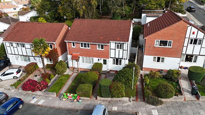 3 Bedroom Semi-Detached House For Sale In Oak Tree Drive, Newton Abbot, TQ12