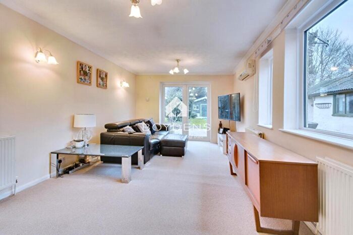 2 Bedroom Semi-Detached Bungalow For Sale In Braintree, CM7