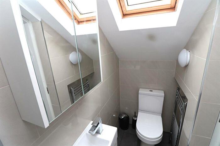 2 Bedroom Flat To Rent In Byron Road, Wealdstone, Harrow, HA3