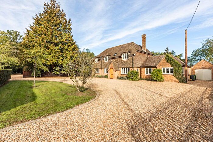 4 Bedroom Detached House For Sale In Impressive Four Bedroom Detached Home In Peaceful North Runcton, PE33