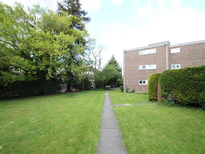 1 Bedroom Flat To Rent In Southlands Grove, Bickley, BR1