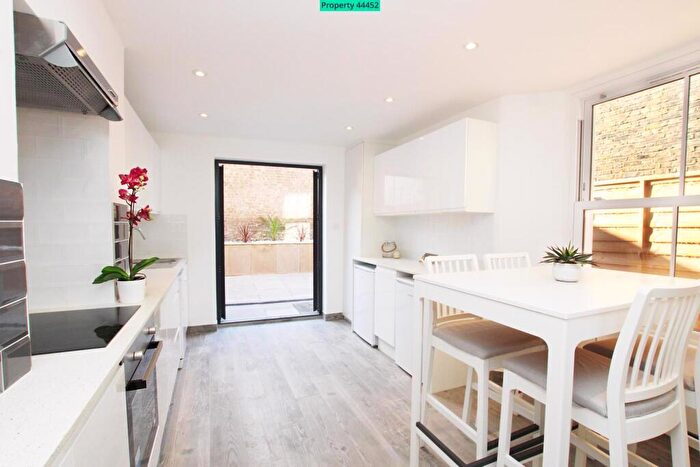 6 Bedroom Terraced House To Rent In Glycena Road, London, SW11