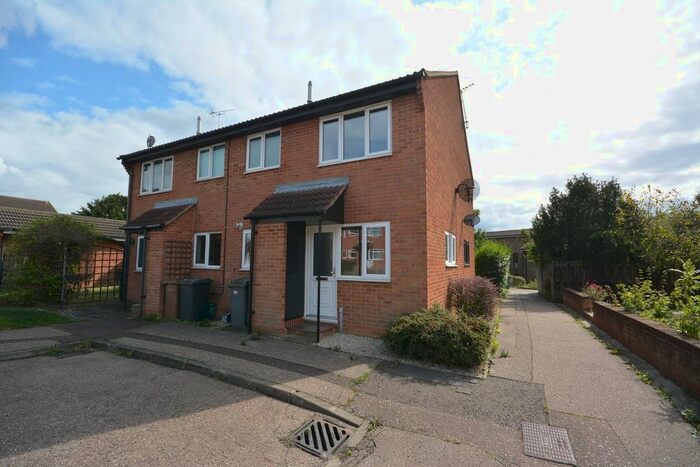 1 Bedroom End Of Terrace House To Rent In Henniker Gate, Springfield, Chelmsford, CM2
