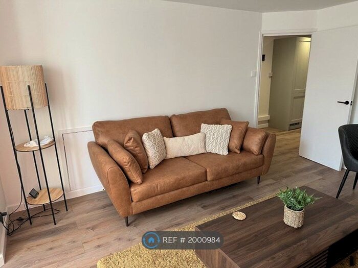 1 Bedroom Flat To Rent In Marine Parade, Lowestoft, NR33