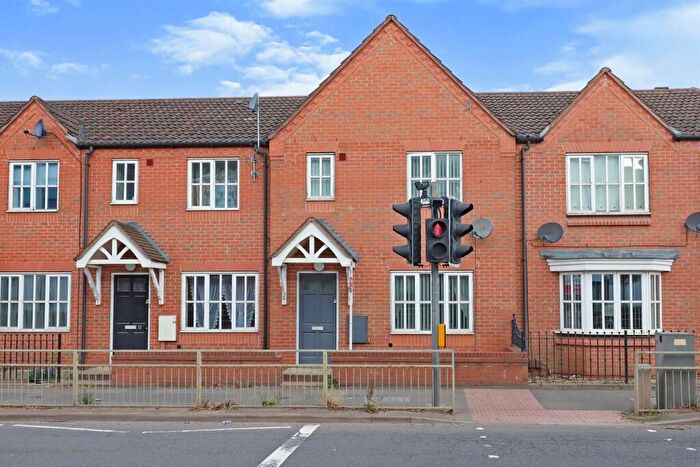 3 Bedroom House To Rent In Stourbridge Road, Kidderminster, DY10