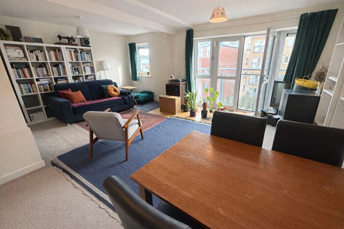 1 Bedroom Flat To Rent In Montague Street, Hamilton Court Montague Street, BS2