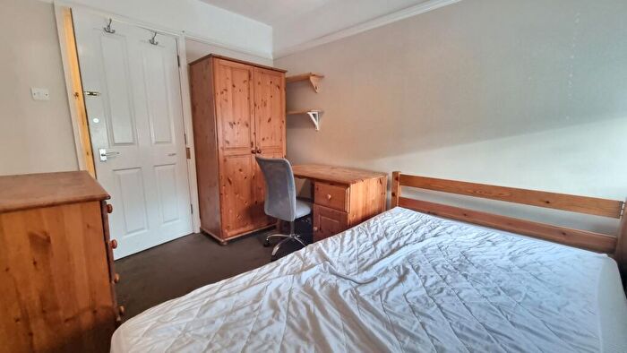 1 Bedroom House To Rent In Upper Bevendean Avenue, Brighton, BN2
