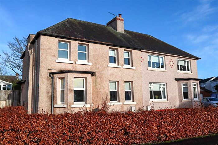3 Bedroom Semi Detached House For Sale In Waverley Crescent, Lanark, South Lanarkshire, ML11