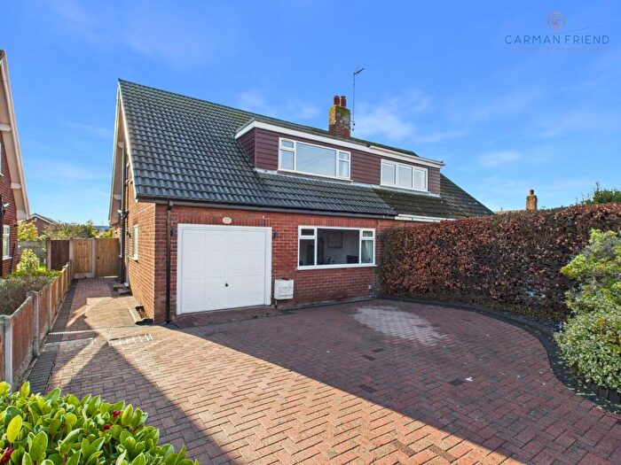 3 Bedroom Semi Detached House For Sale In Haymakers Way, Saughall, CH1