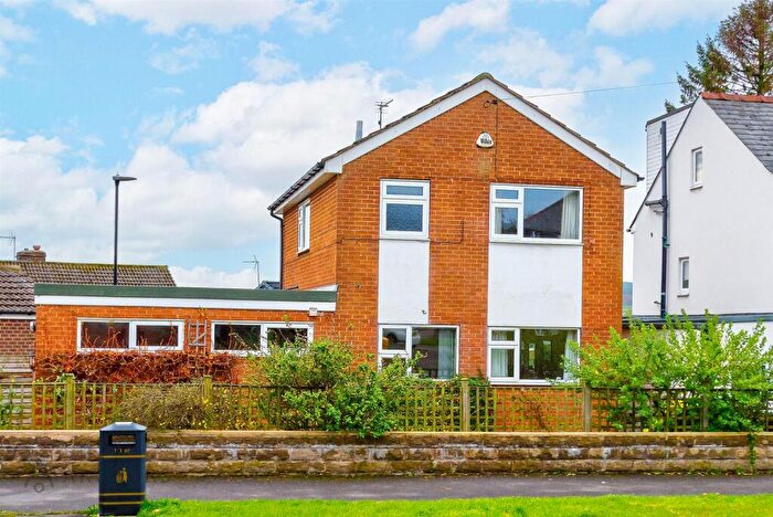 3 Bedroom Detached House For Sale In Barncliffe Road, Fulwood, Sheffield, S10