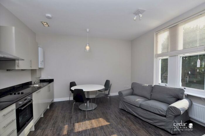 2 Bedroom Flat To Rent In Exeter Road, Kilburn, NW2