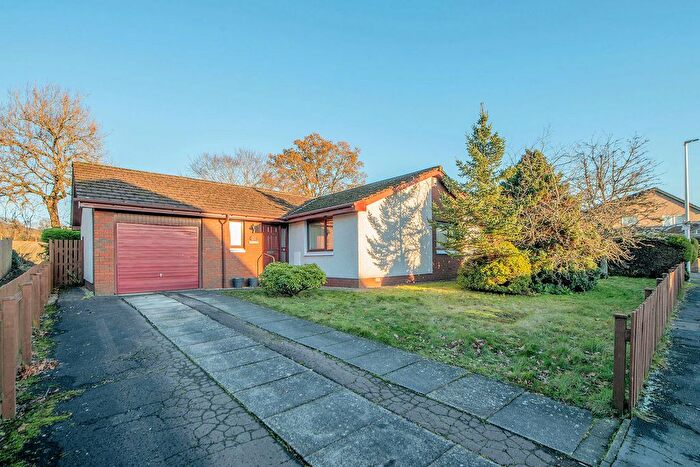2 Bedroom Detached Bungalow For Sale In Highland Crescent, Crieff, PH7