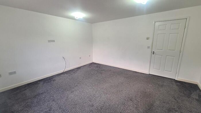 2 Bedroom Apartment To Rent In Heathfield Way, Berry Hill, Mansfield, Nottinghamshire, NG18