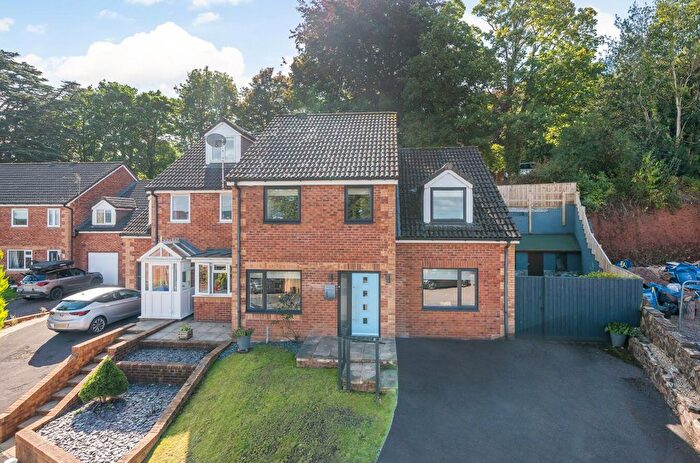 5 Bedroom Semi Detached House For Sale In Cromwell Park, Tiverton, Devon, EX16