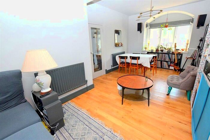 3 Bedroom Terraced House To Rent In Trevelyan Road, Stratford, E15