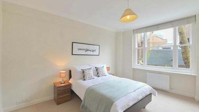 1 Bedroom Studio To Rent In , Hill Street, Mayfair, W1J