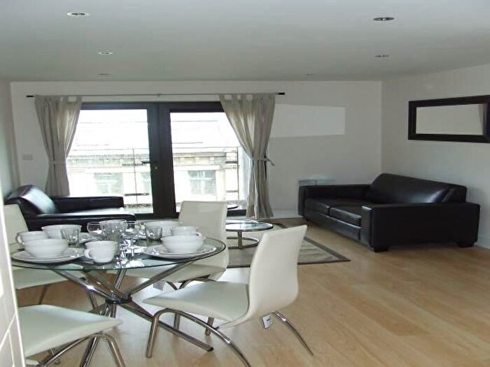 2 Bedroom Flat To Rent In The Empress, Sunbridge Road, Bradford, BD1