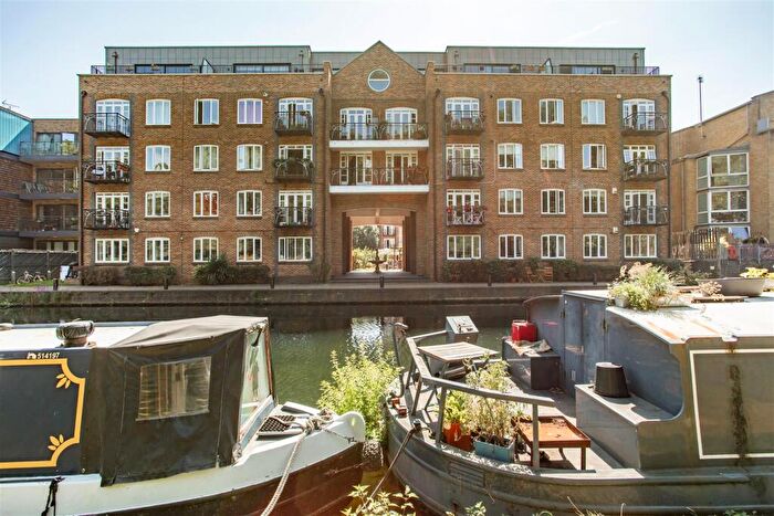 2 Bedroom Flat For Sale In Empire Wharf, Victoria Park, E3