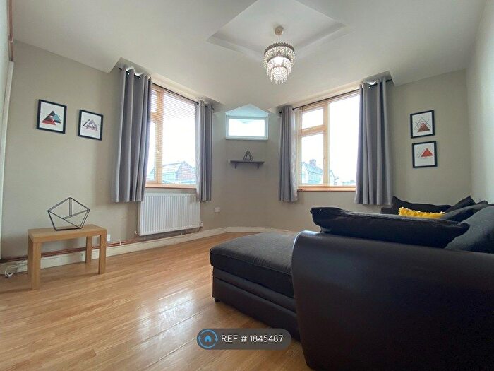 1 Bedroom Flat To Rent In Erith Road, Leicester, LE2