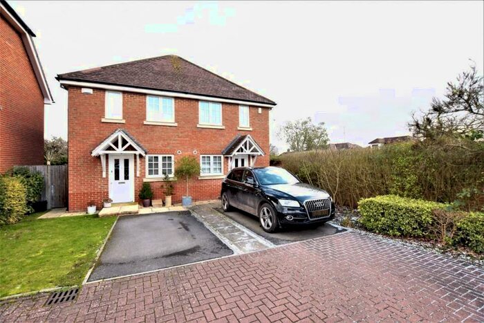 2 Bedroom Semi-Detached House To Rent In Tanners Row, Wokingham, Berkshire, RG41