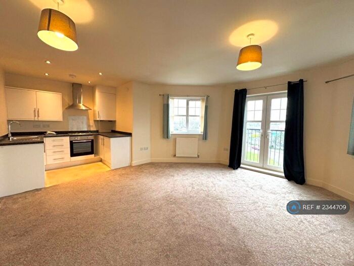 2 Bedroom Flat To Rent In Partridge Close, Crewe, CW1