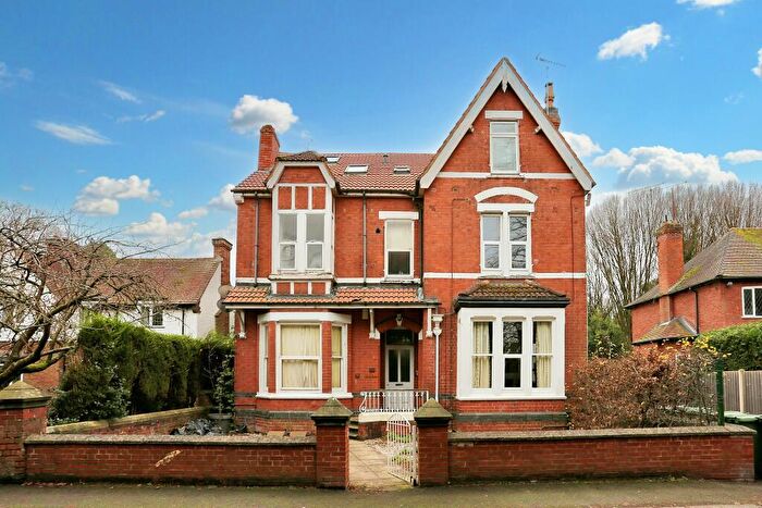 1 Bedroom Flat For Sale In First Floor Flat, Lawn House, Lawn Road, Stafford, Staffordshire, ST17