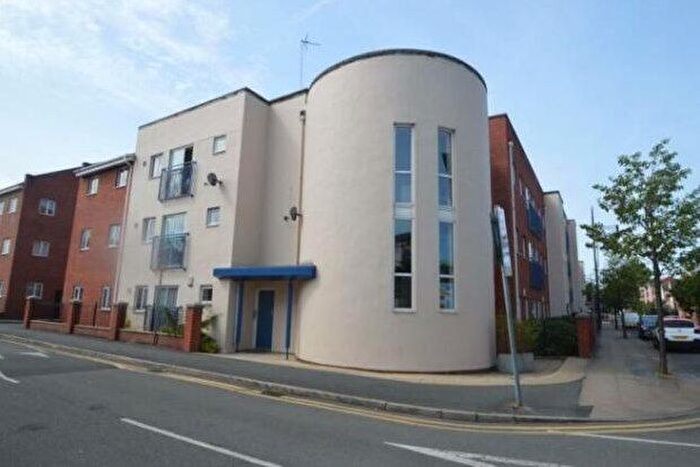 3 Bedroom Flat To Rent In Mallow Street, Manchester, M15