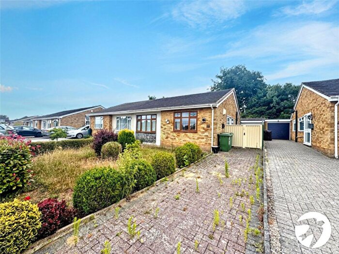 2 Bedroom Bungalow For Sale In Linton Gore, Coxheath, Maidstone, Kent, ME17