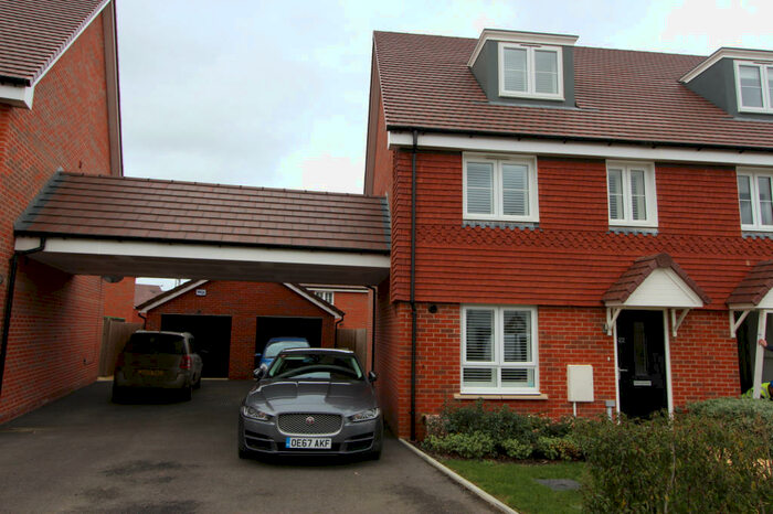 3 Bedroom Semi-Detached House To Rent In Edmett Way, ME17