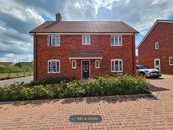 4 Bedroom Detached House To Rent In Snowdrop Avenue, Norwich, NR4