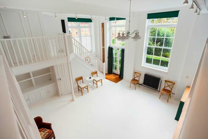 1 Bedroom Flat To Rent In Burns Road, London, SW11