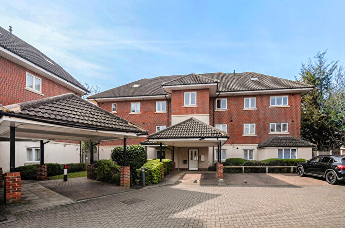 2 Bedroom Apartment For Sale In Eastnor Road, London, SE9
