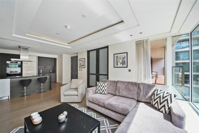 3 Bedroom Flat To Rent In Kensington High Street, London, W14