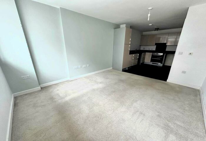 1 Bedroom Flat To Rent In Suez Way, Saltdean, Brighton, BN2