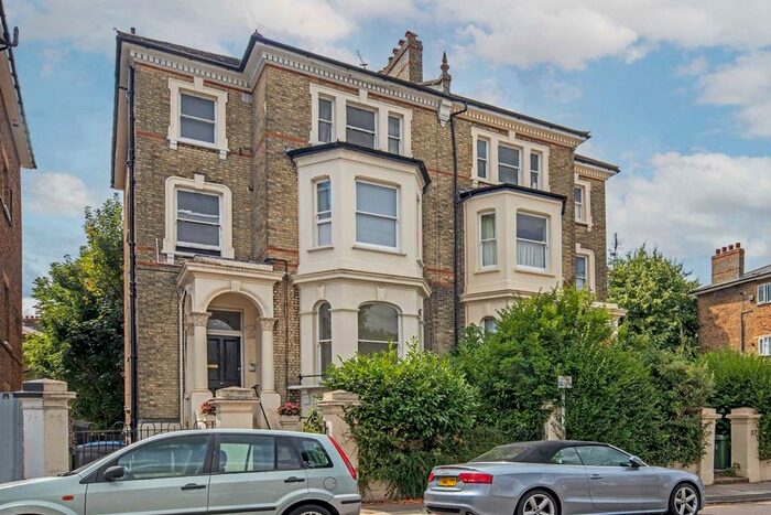 1 Bedroom Flat To Rent In St. James Road, Surbiton, KT6