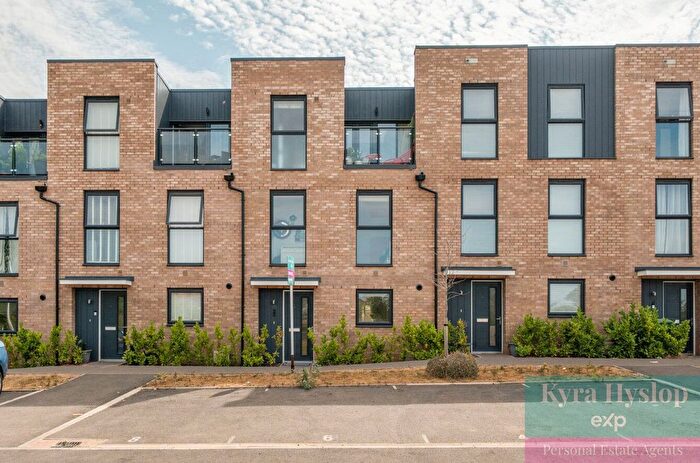 3 Bedroom Terraced House For Sale In Slate Road, Exeter, EX4
