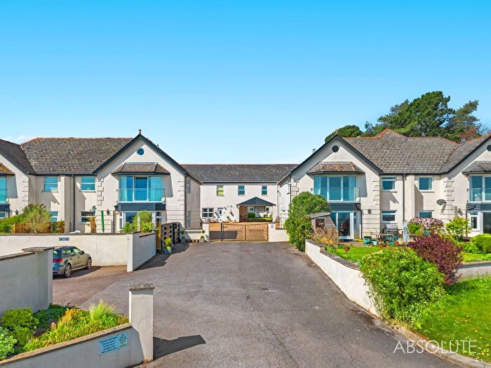 2 Bedroom Flat For Sale In West Lane, Blagdon, TQ3